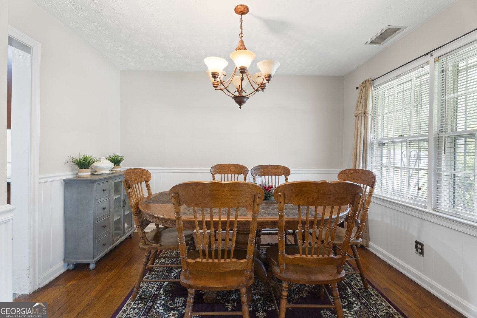 2126 Connally Drive East Point - 8