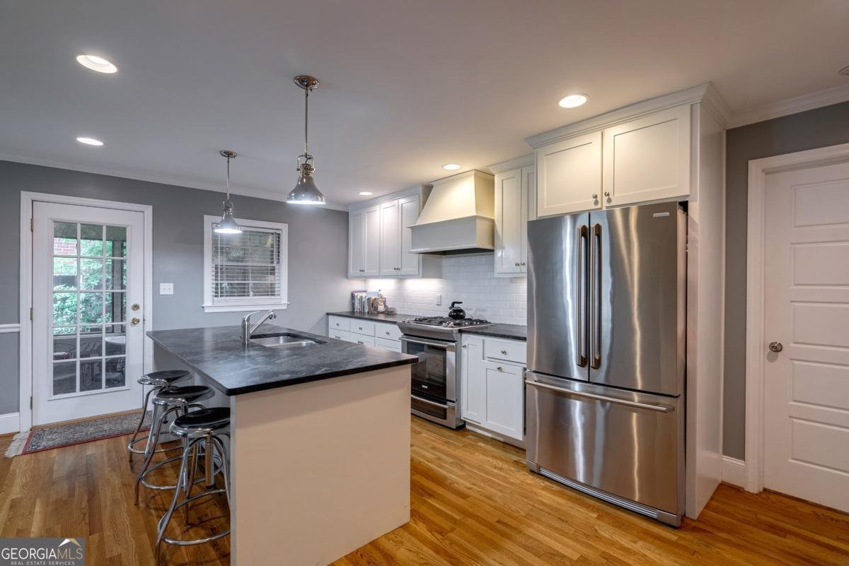 282 Holman Avenue Athens - 11