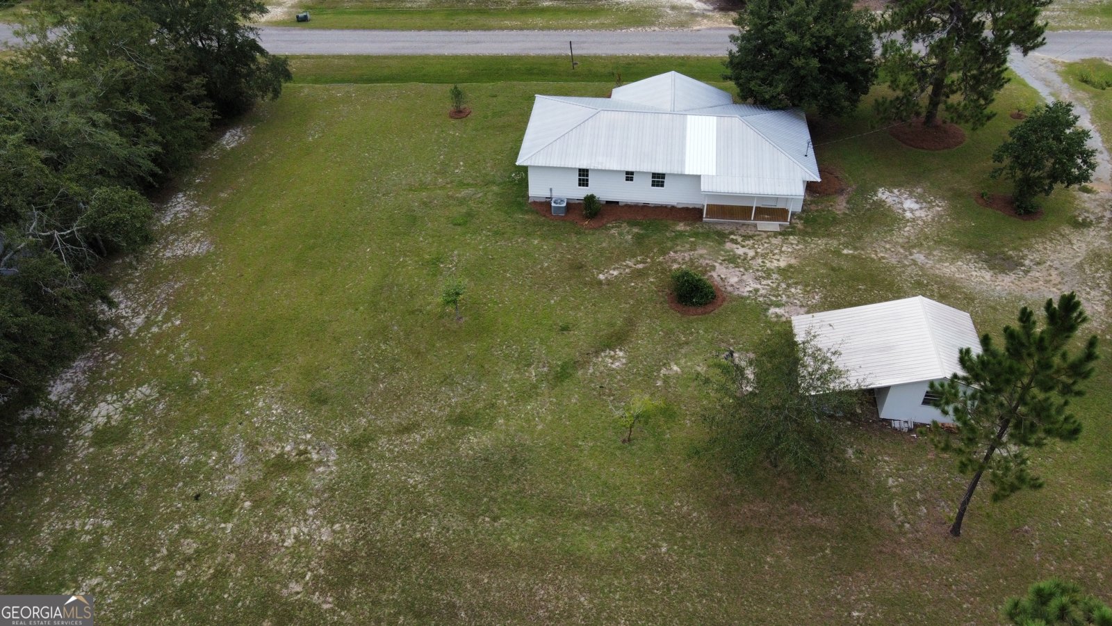 615 Railroad Avenue Stillmore - 22
