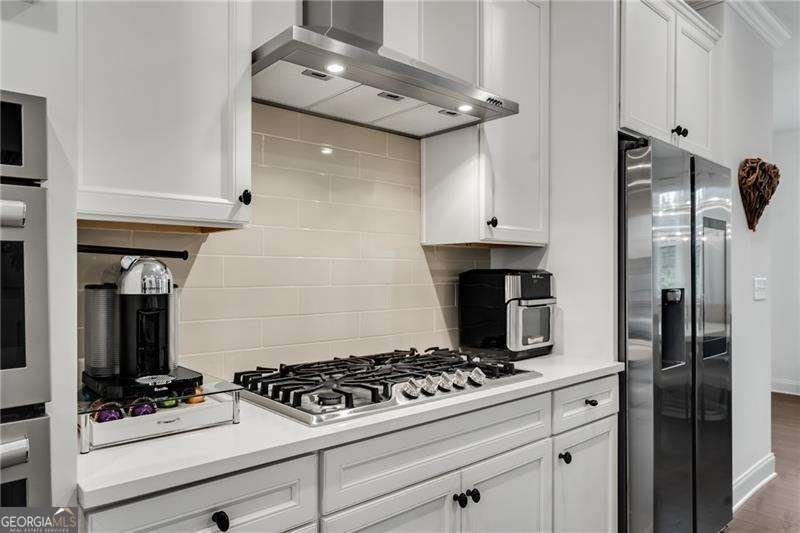 6635 Beacon Drive Sandy Springs - 12