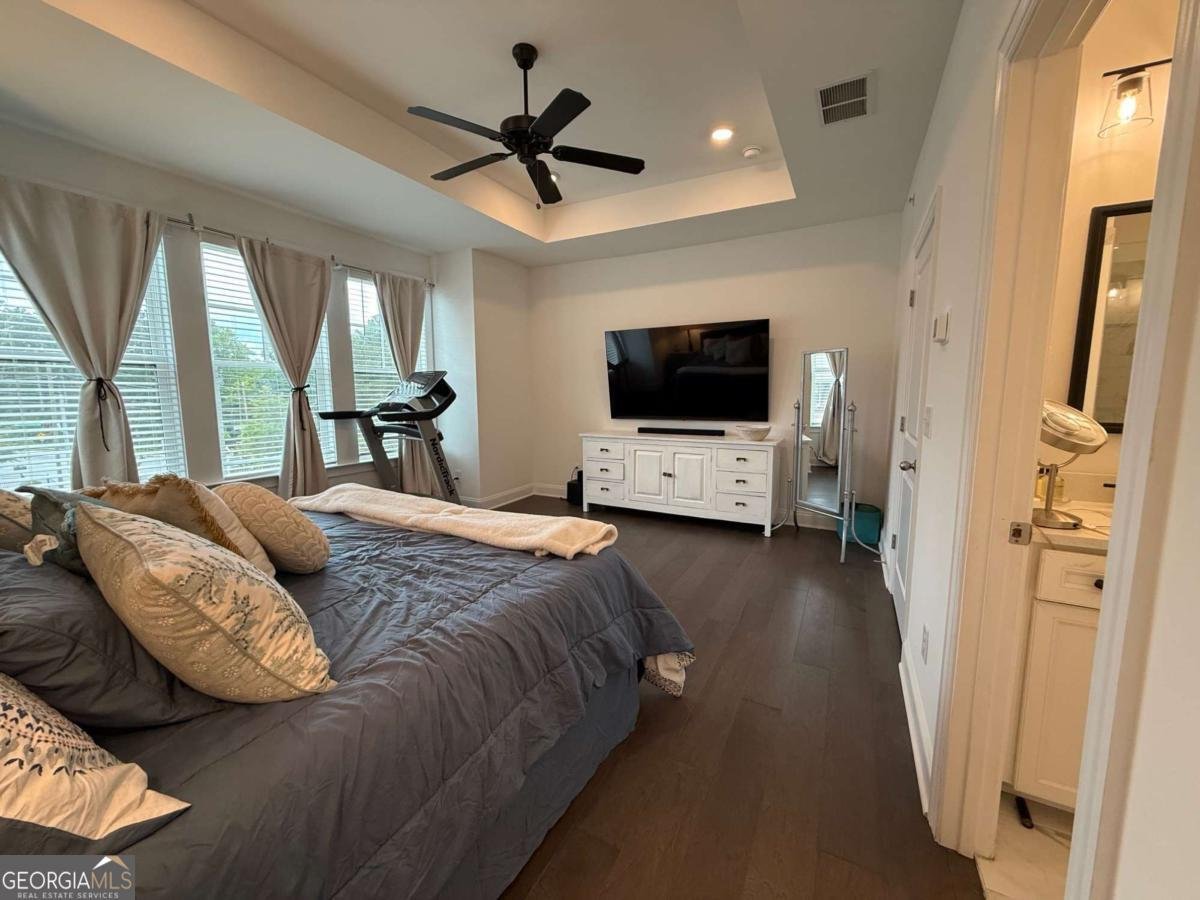 6635 Beacon Drive Sandy Springs - 23