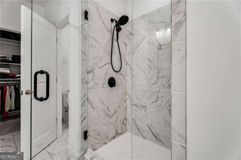 6635 Beacon Drive Sandy Springs - 25