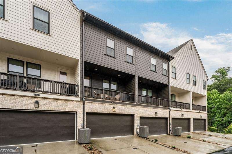 6635 Beacon Drive Sandy Springs - 29