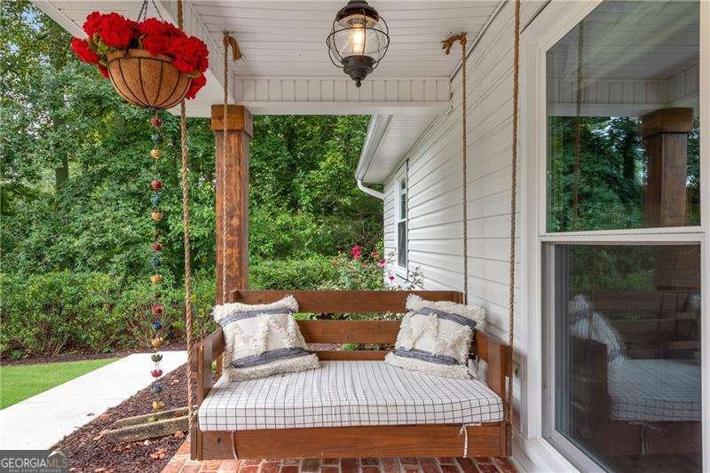 195 Thistlewood Lane Roswell - 5