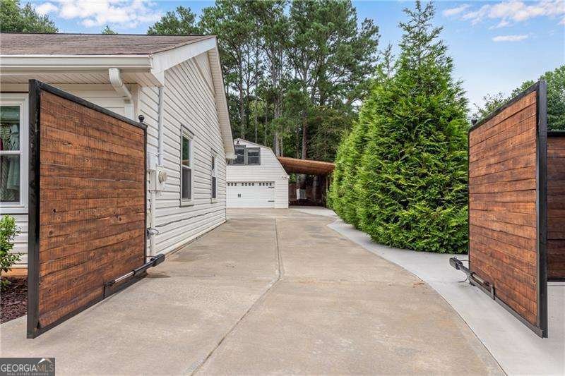 195 Thistlewood Lane Roswell - 54