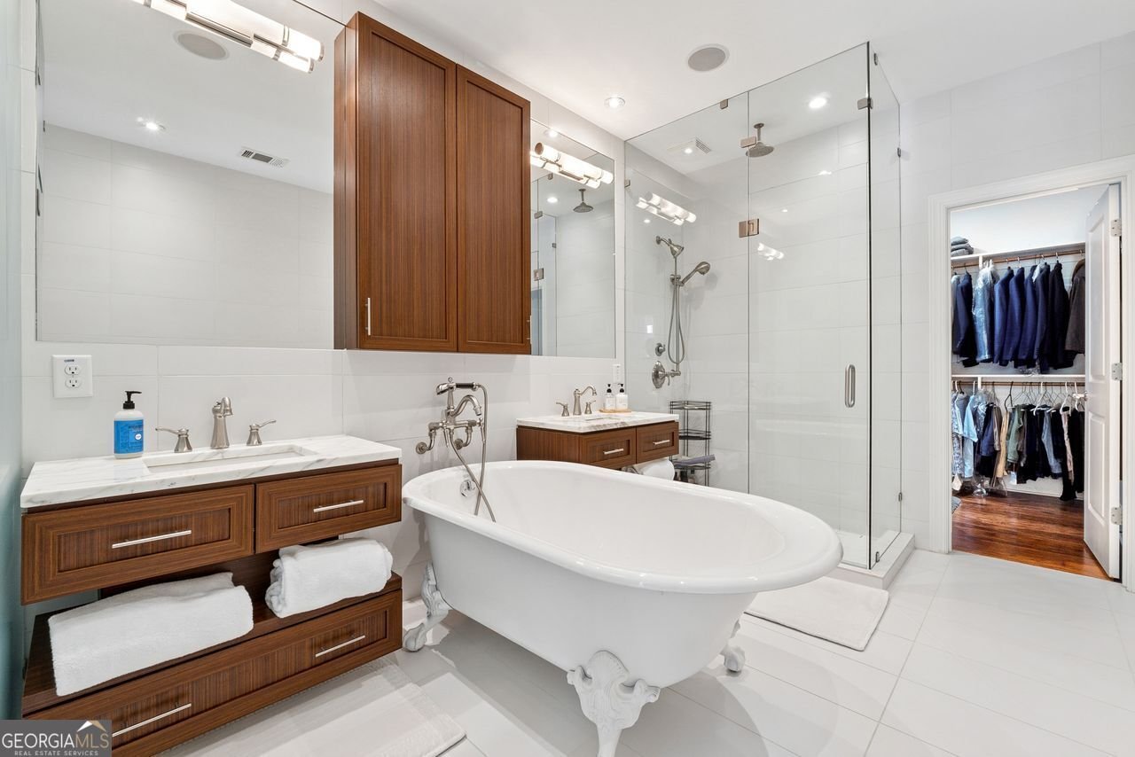 2960 SAVOY Way Brookhaven - 27