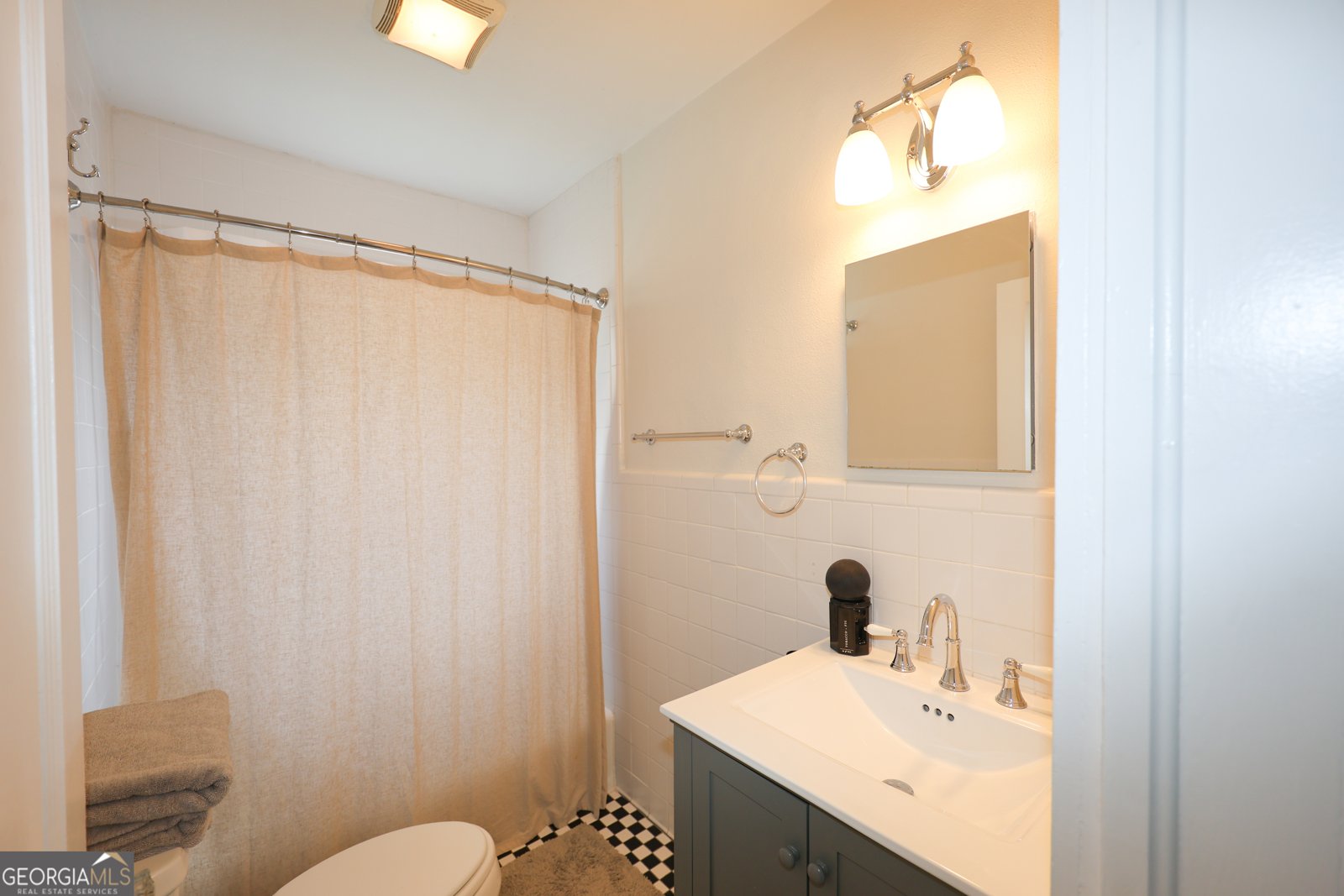 801 Main Street Hogansville - 25