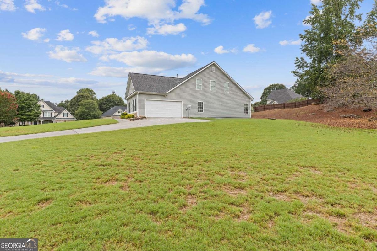1162 Mason Lee Place Loganville - 43
