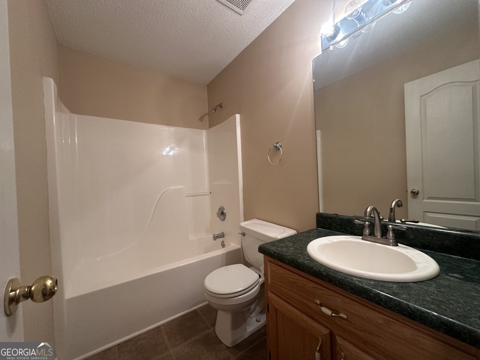 250 Summer Hill Circle Stockbridge - 19