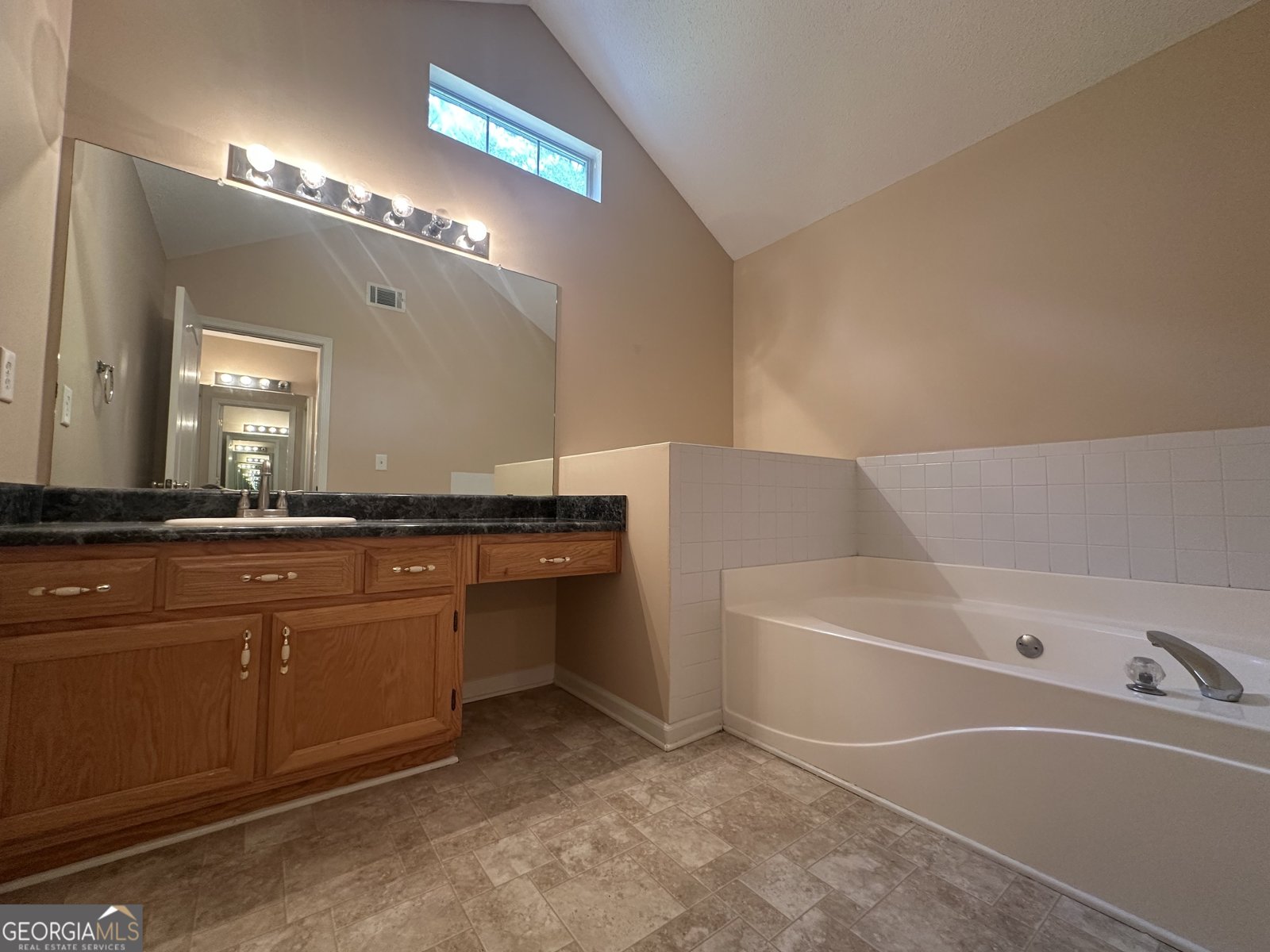 250 Summer Hill Circle Stockbridge - 30