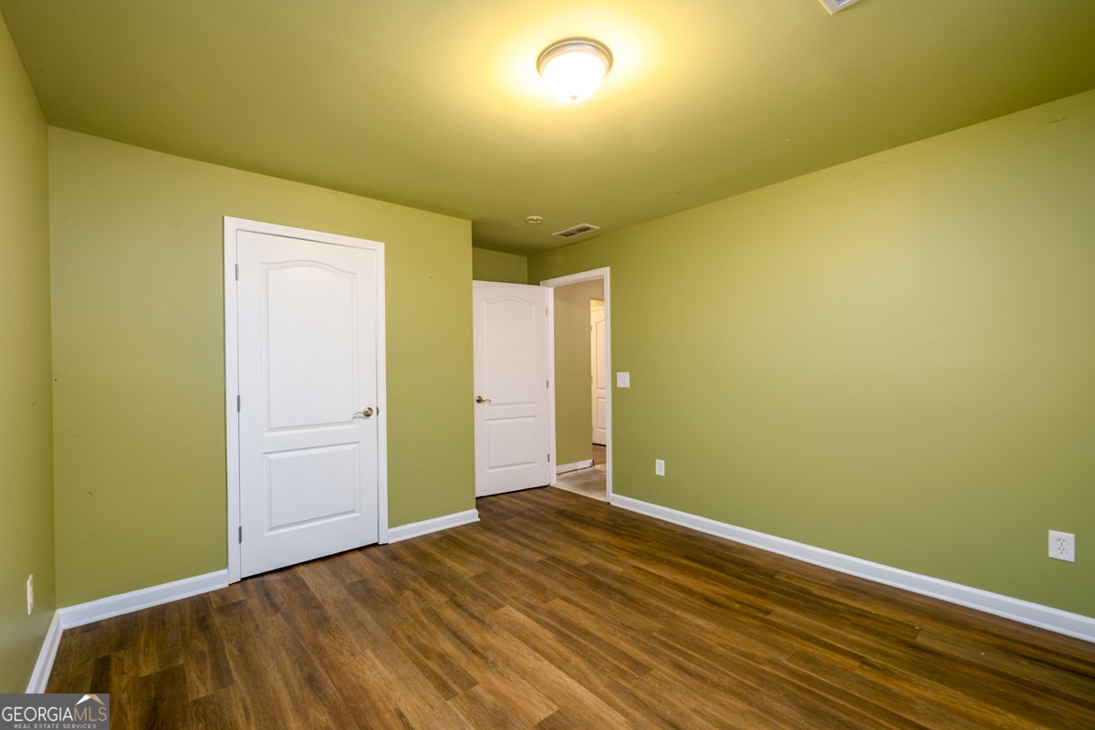 5610 WOODED VALLEY Way Flowery Branch - 37