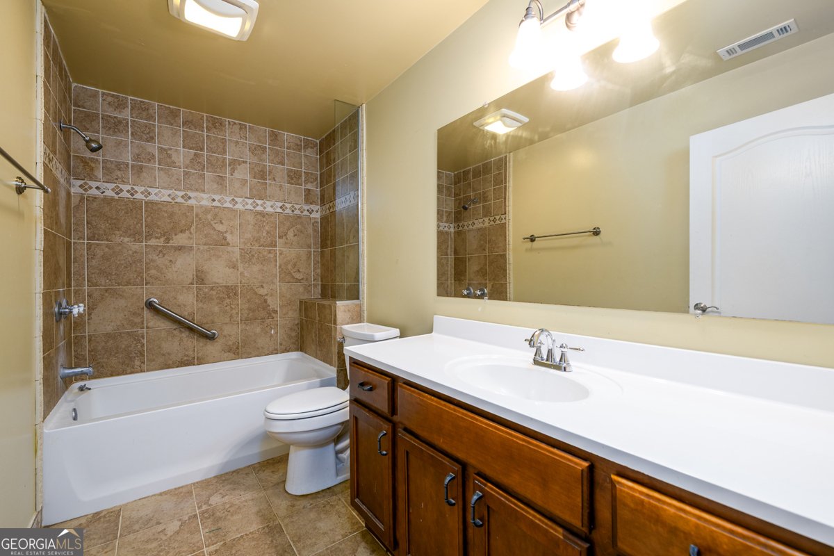 5610 WOODED VALLEY Way Flowery Branch - 39
