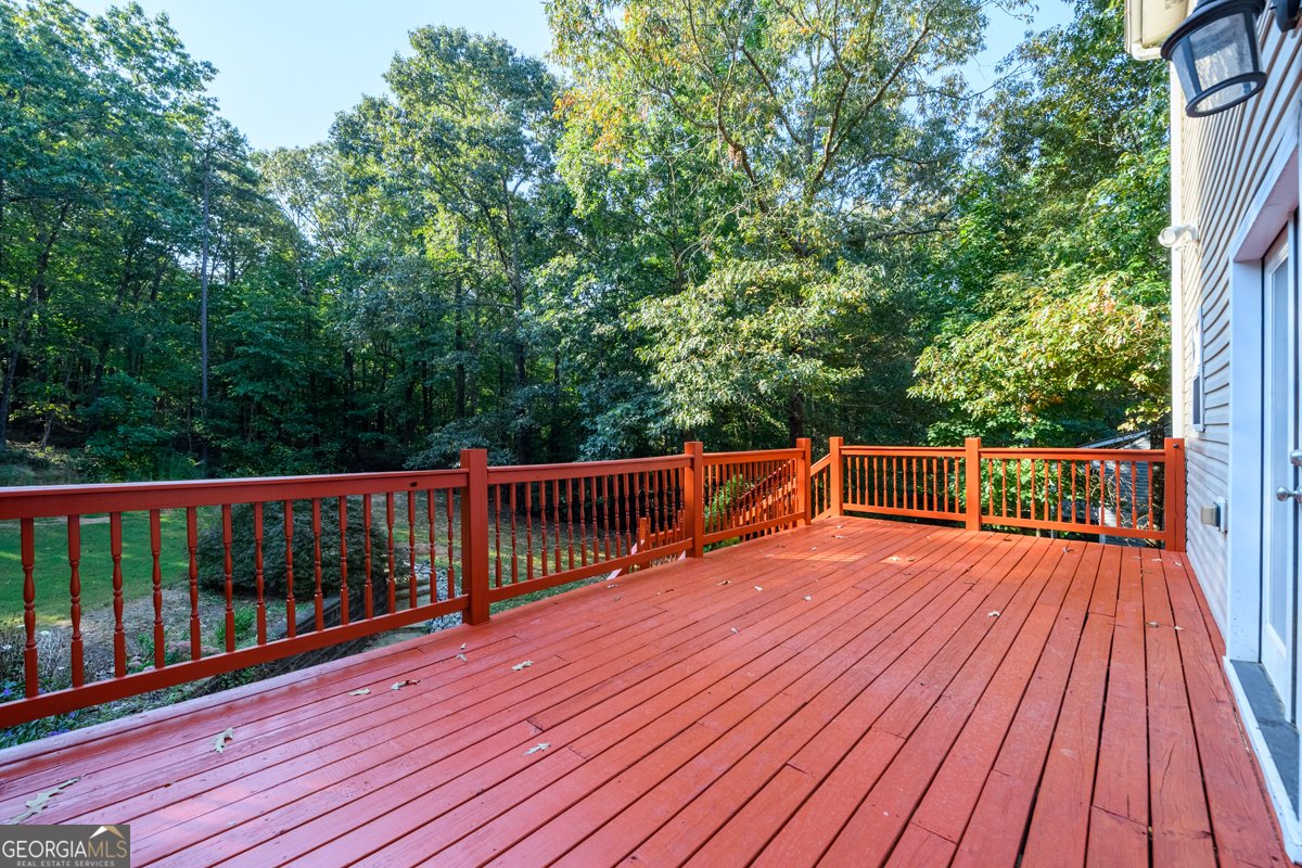 5610 WOODED VALLEY Way Flowery Branch - 44