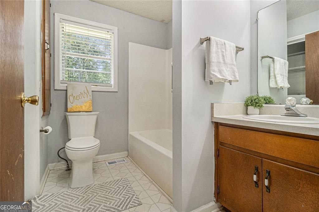 7002 Spout Springs Road Road Flowery Branch - 3
