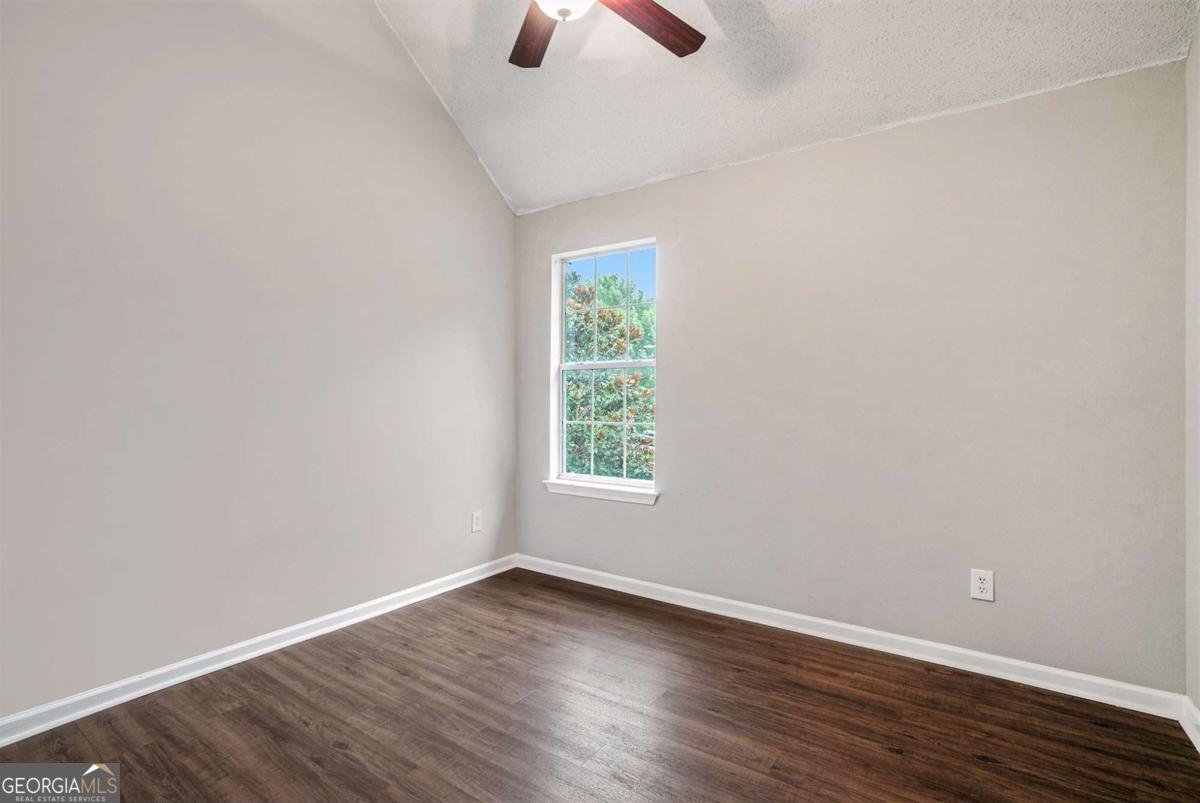 6239 Mathews Drive Lithonia - 15