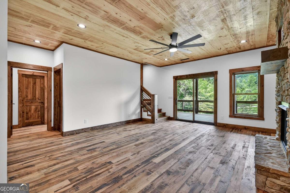 411 Amber Ridge Blue Ridge - 11