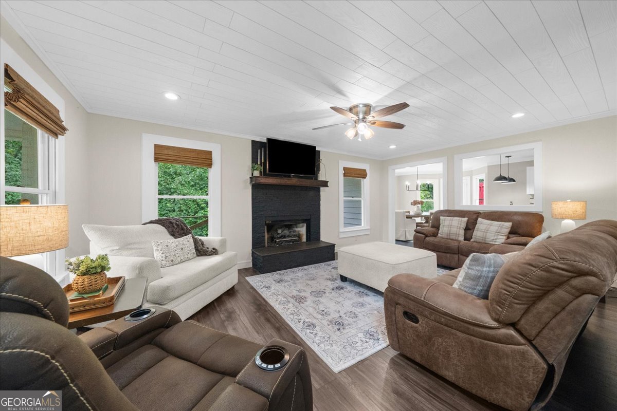 1557 HWY 136 Dawsonville - 2