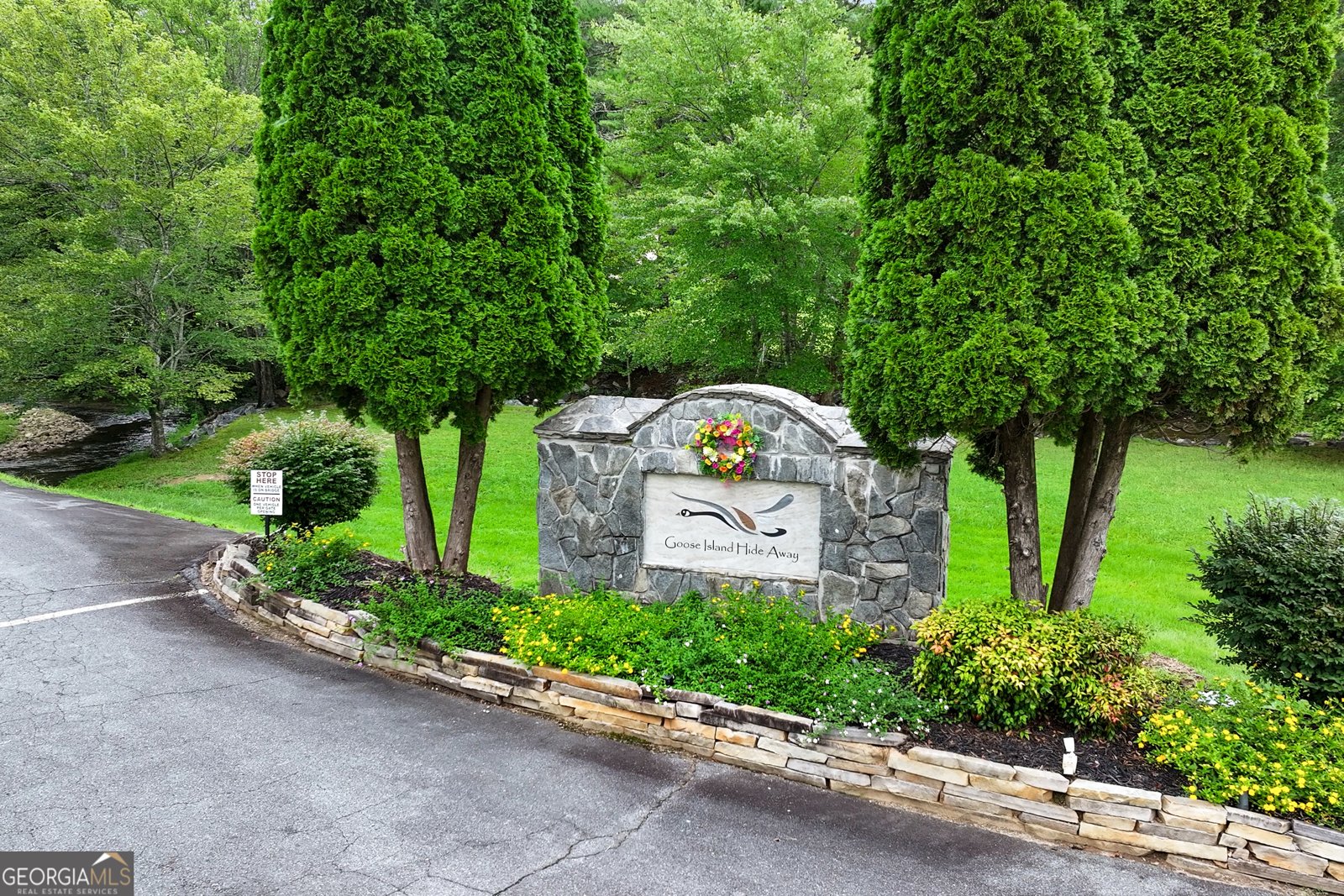 434 Whispering Pine Lane Cherry Log - 28