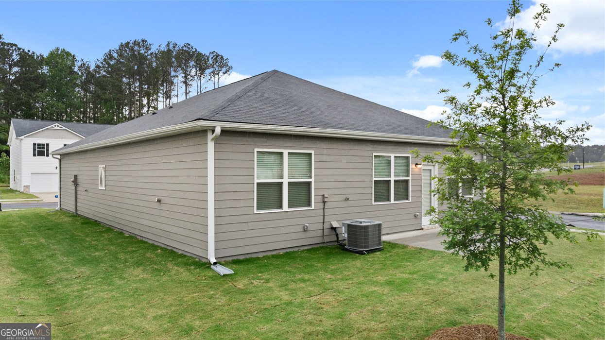 25 Holland Cove Winder - 1