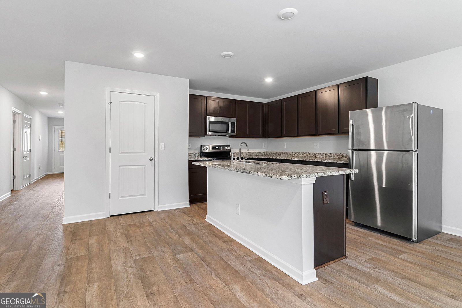 7237 Winterberry Circle Macon - 14