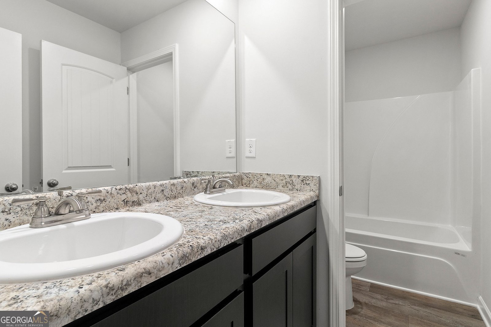 7237 Winterberry Circle Macon - 6