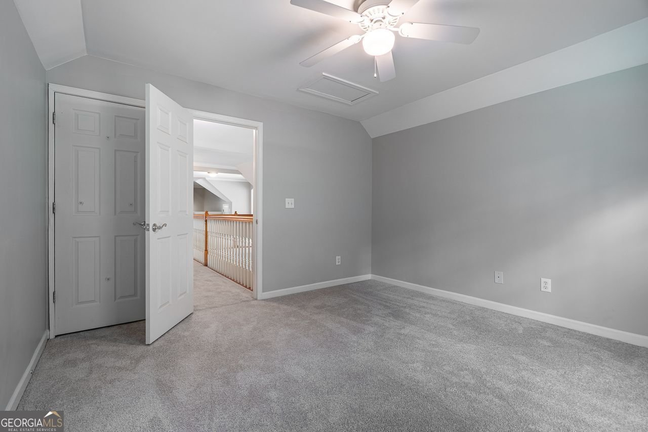 4241 WAVERLY DOWNS Drive Snellville - 38
