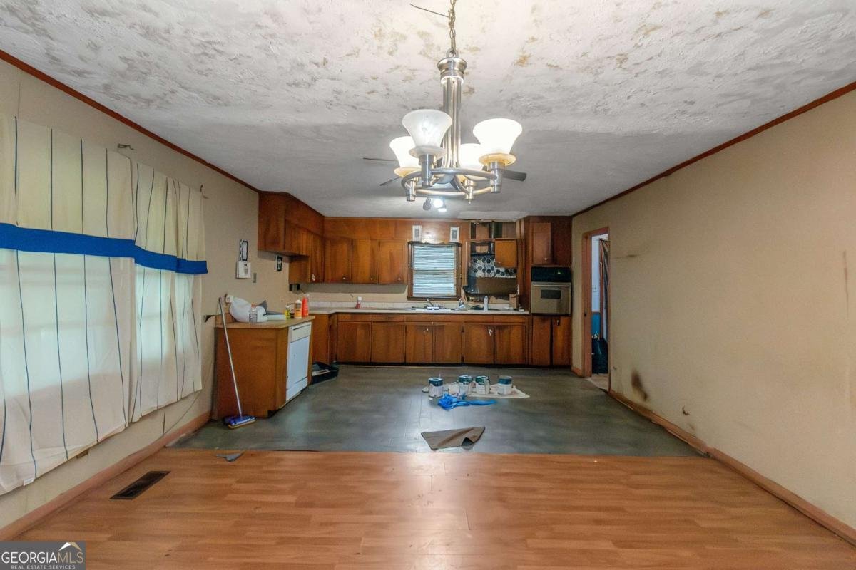 3033 Manchester Drive Macon - 7