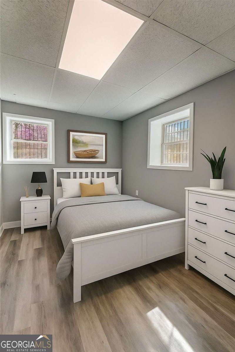 563 Center Hill Avenue Atlanta - 14