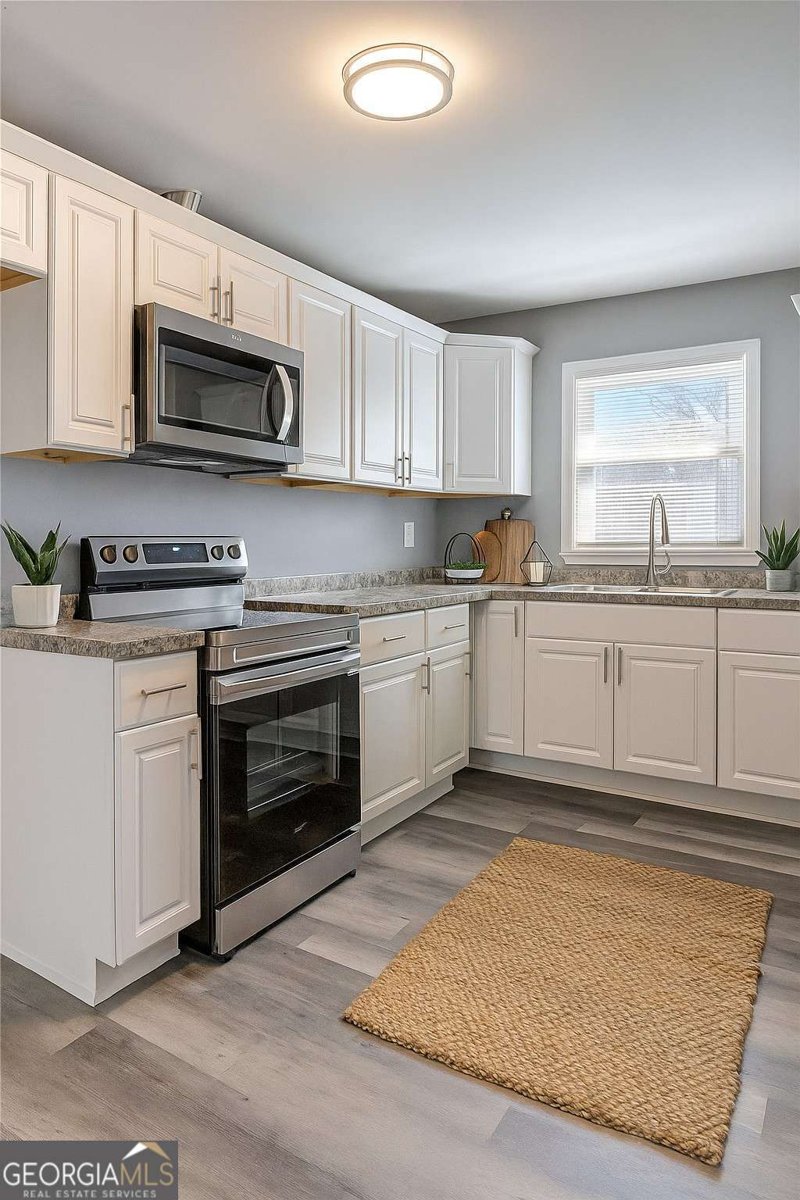 563 Center Hill Avenue Atlanta - 7