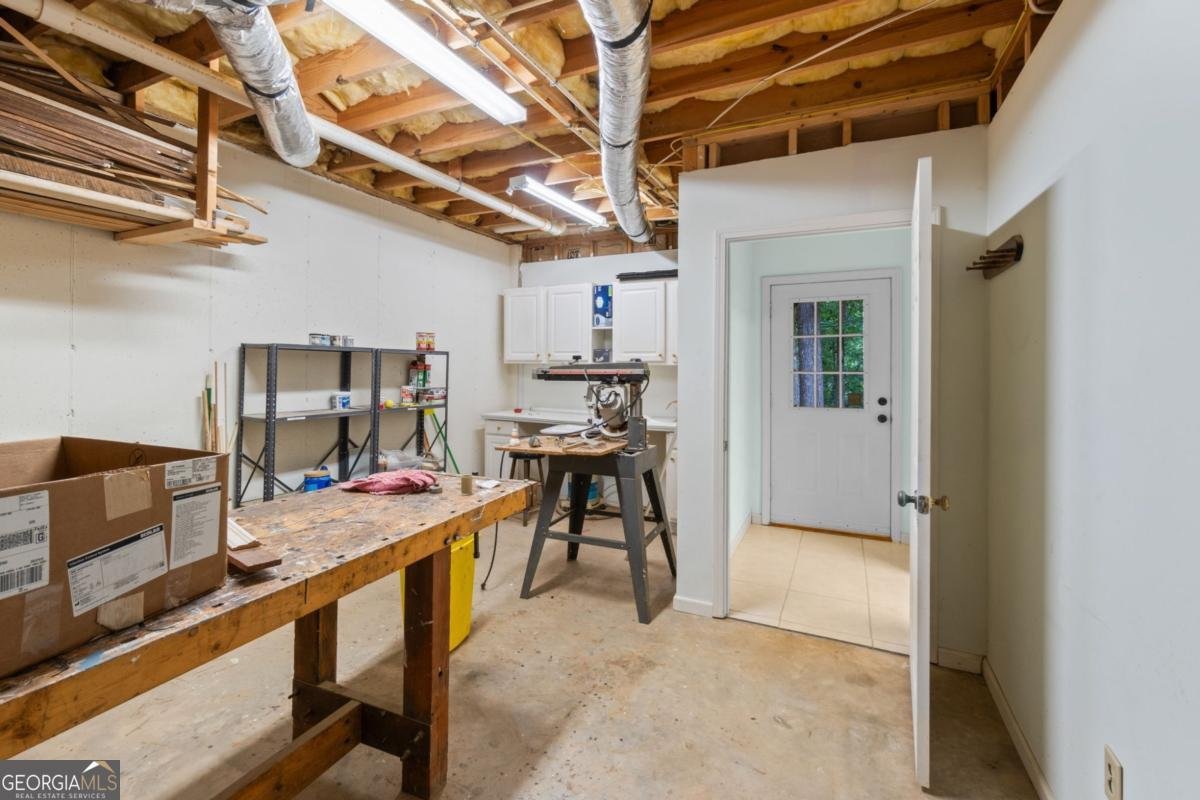 2436 Thompson MILL Road Gainesville - 2