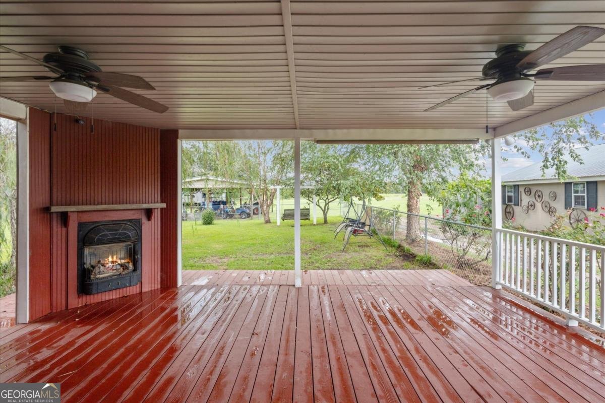 2195 Montgomery Street Kite - 11