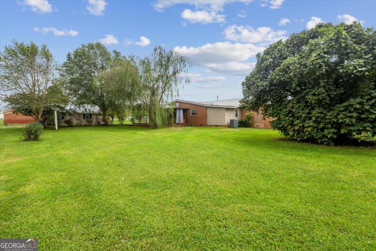 2195 Montgomery Street Kite - 16