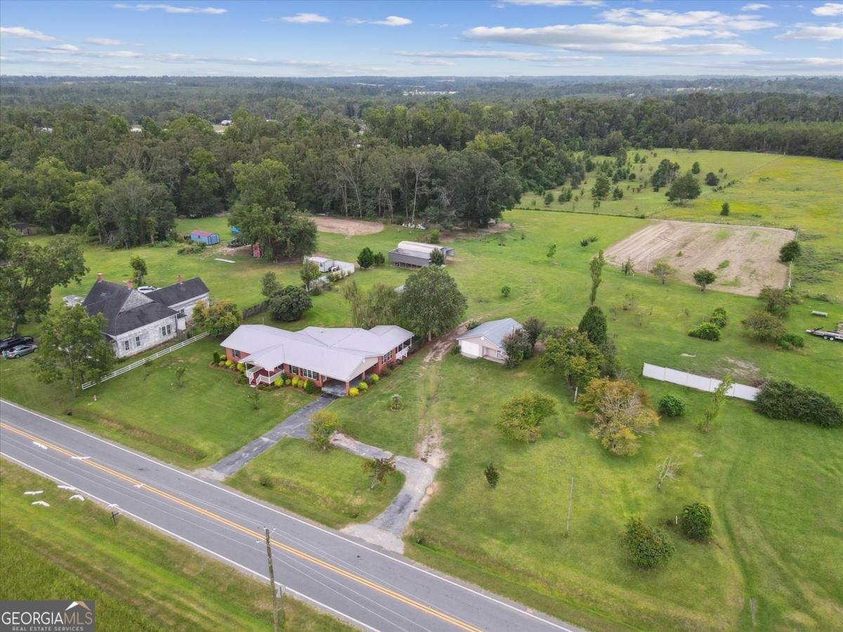 2195 Montgomery Street Kite - 21