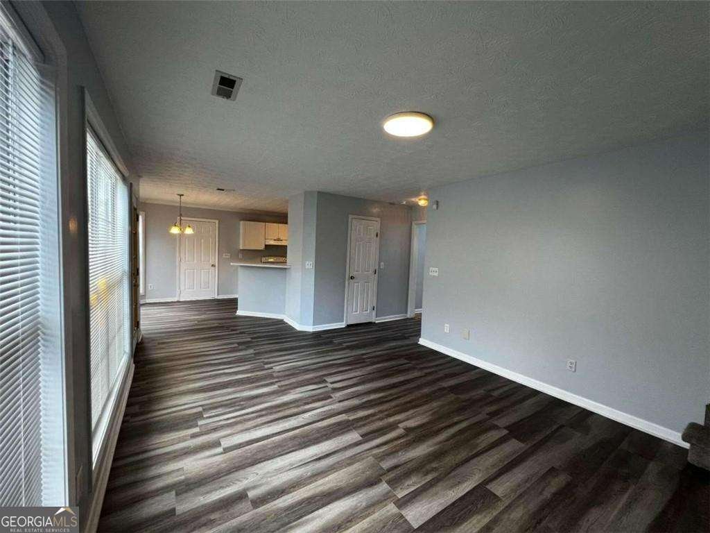 500 Kings Place Riverdale - 6