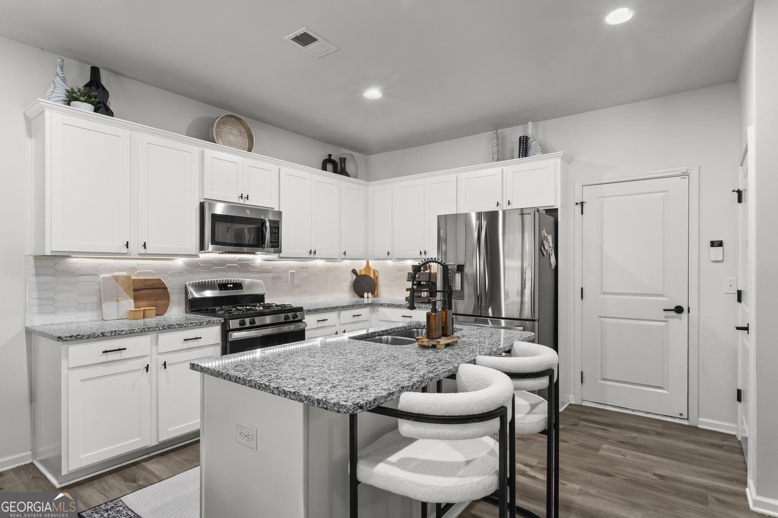380 Winston Circle Canton - 1