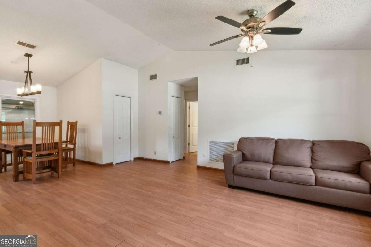 135 Woodhaven Drive Kingsland - 6