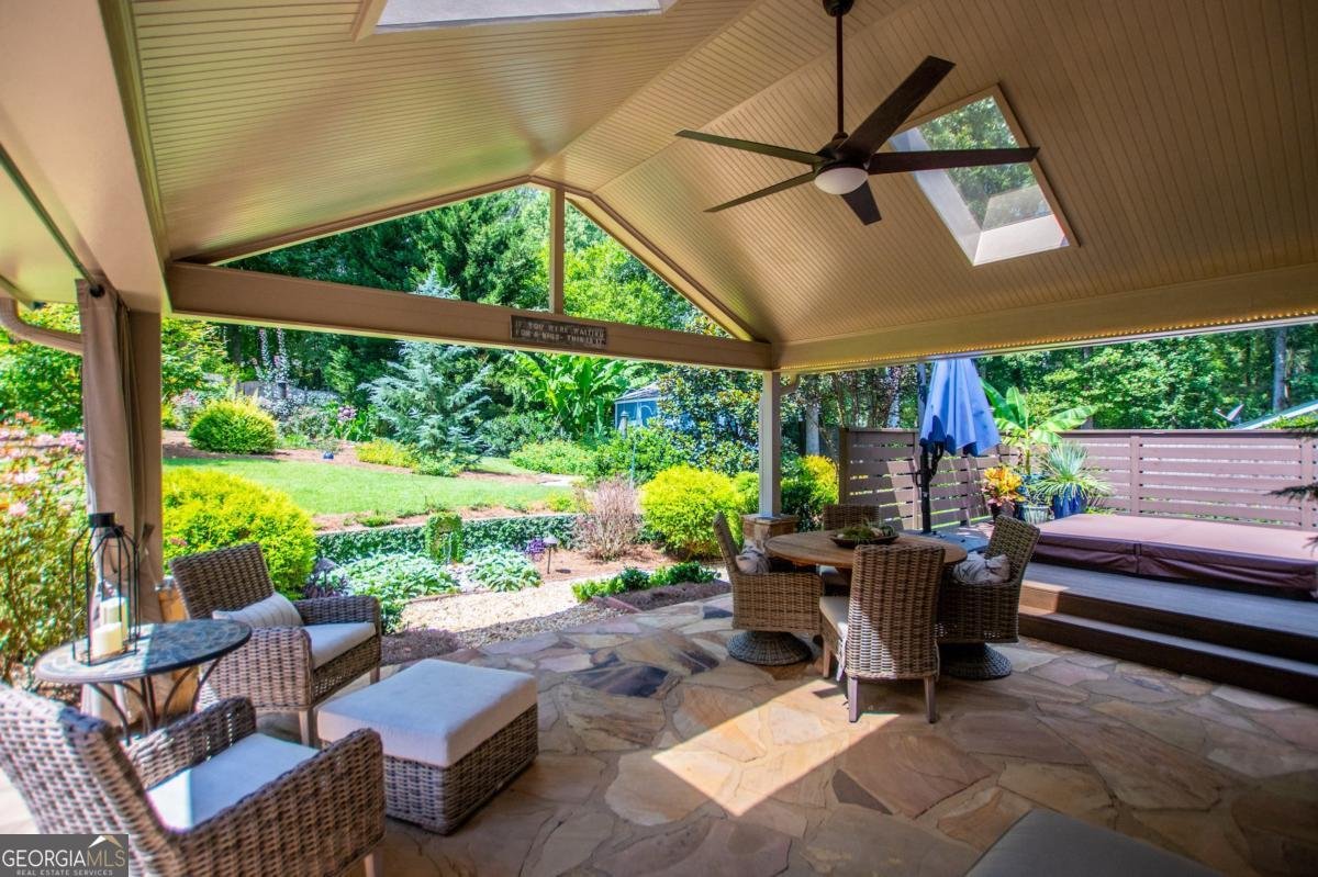 2570 Hawthorne Drive Atlanta - 18