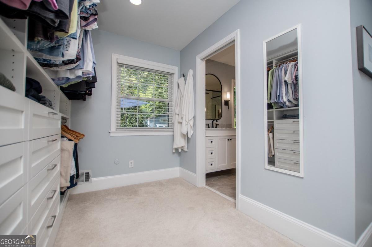 2570 Hawthorne Drive Atlanta - 27