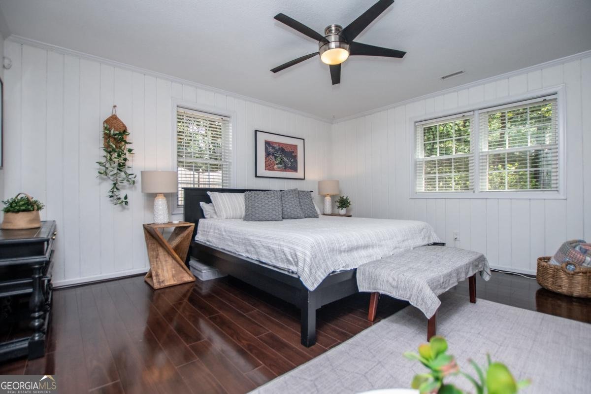 2570 Hawthorne Drive Atlanta - 36