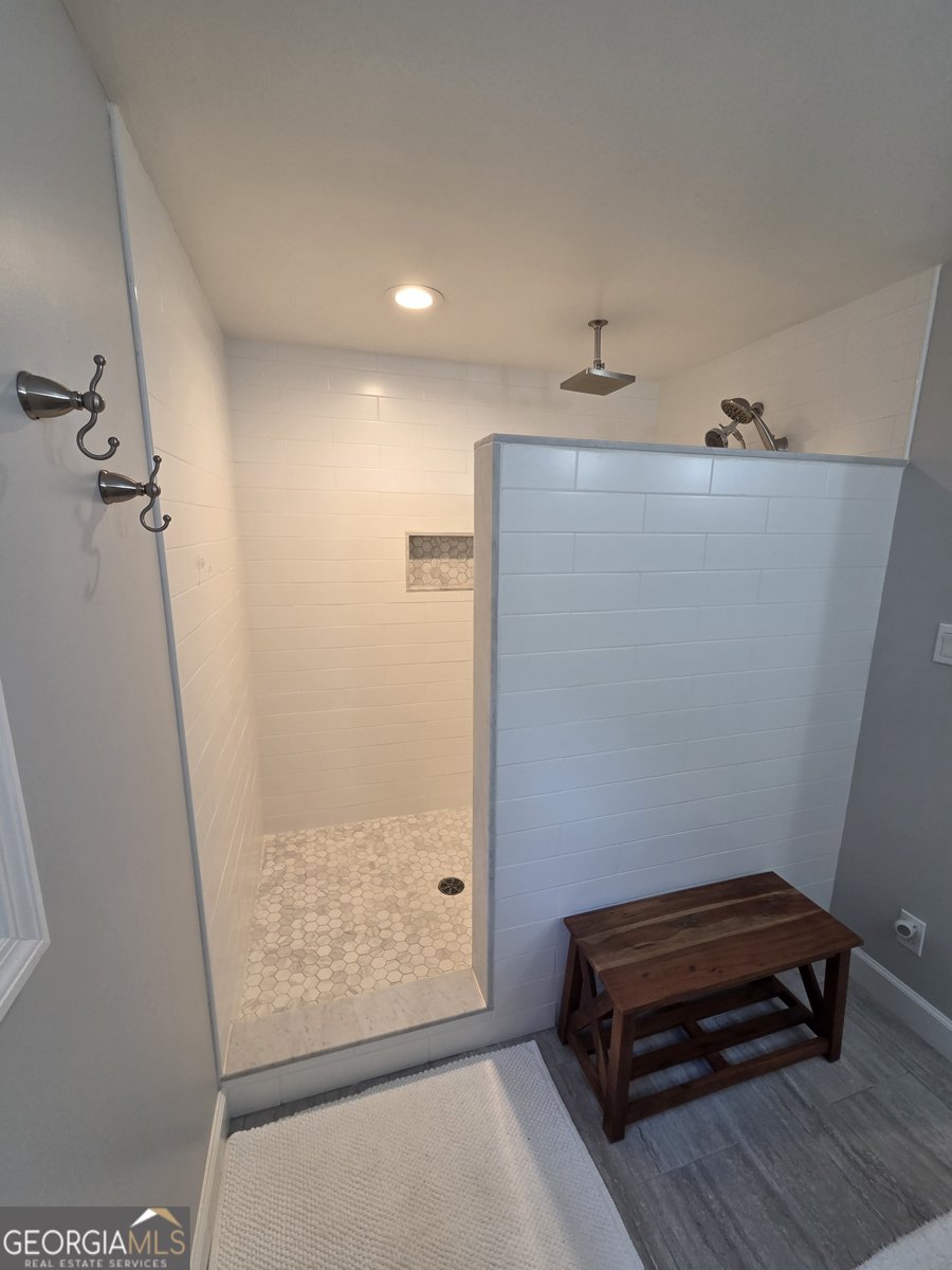 2570 Hawthorne Drive Atlanta - 40