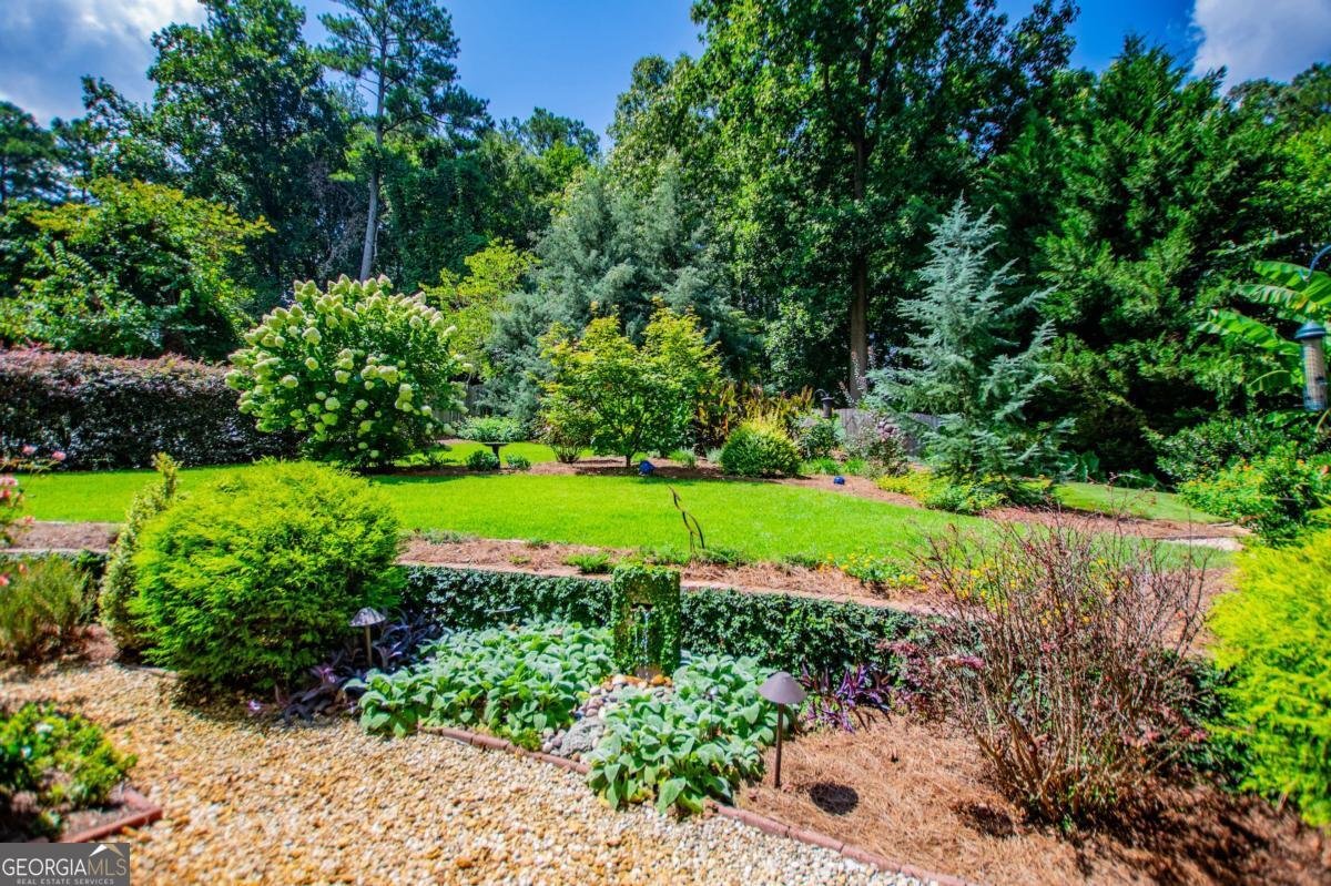 2570 Hawthorne Drive Atlanta - 51