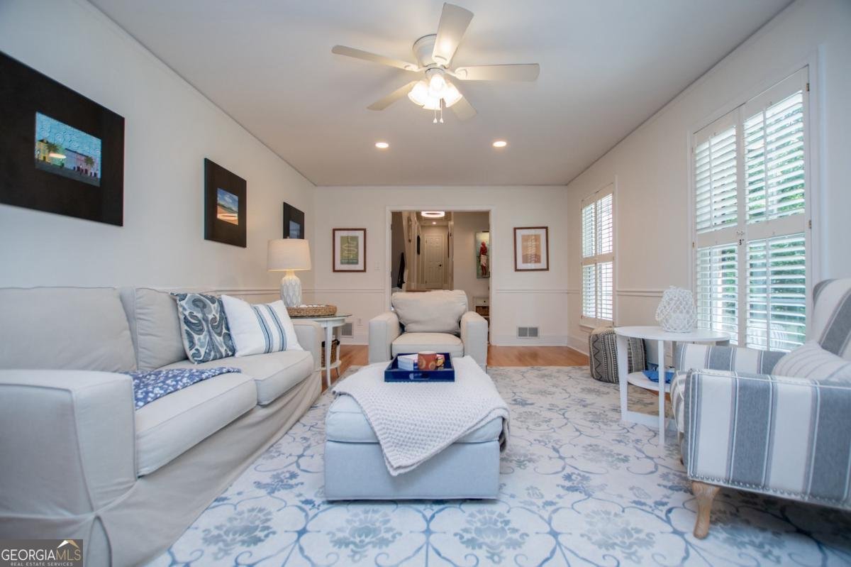 2570 Hawthorne Drive Atlanta - 8
