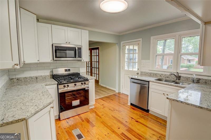 2251 HEADLAND East Point - 13