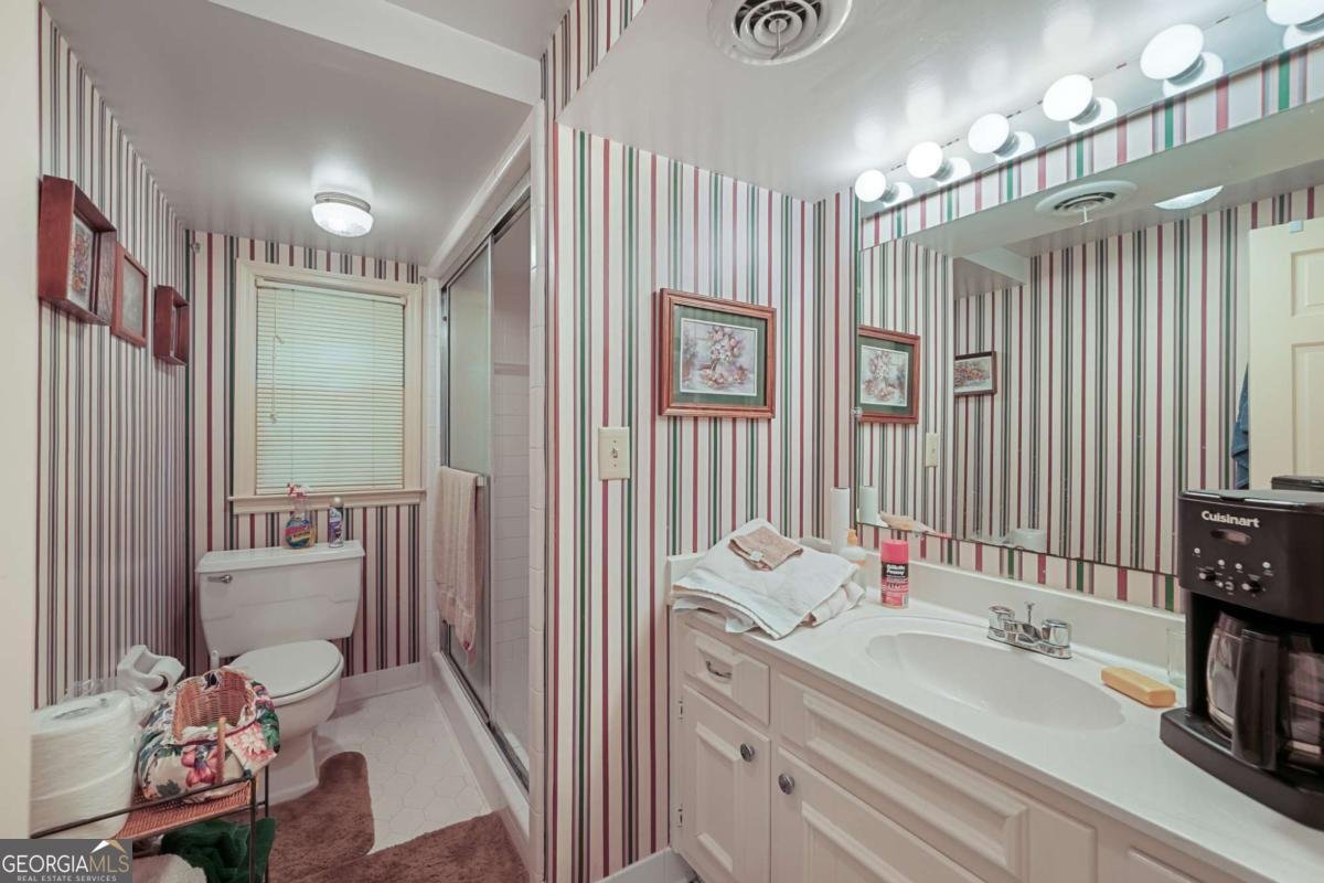 5271 Vernon Lake Drive Atlanta - 24
