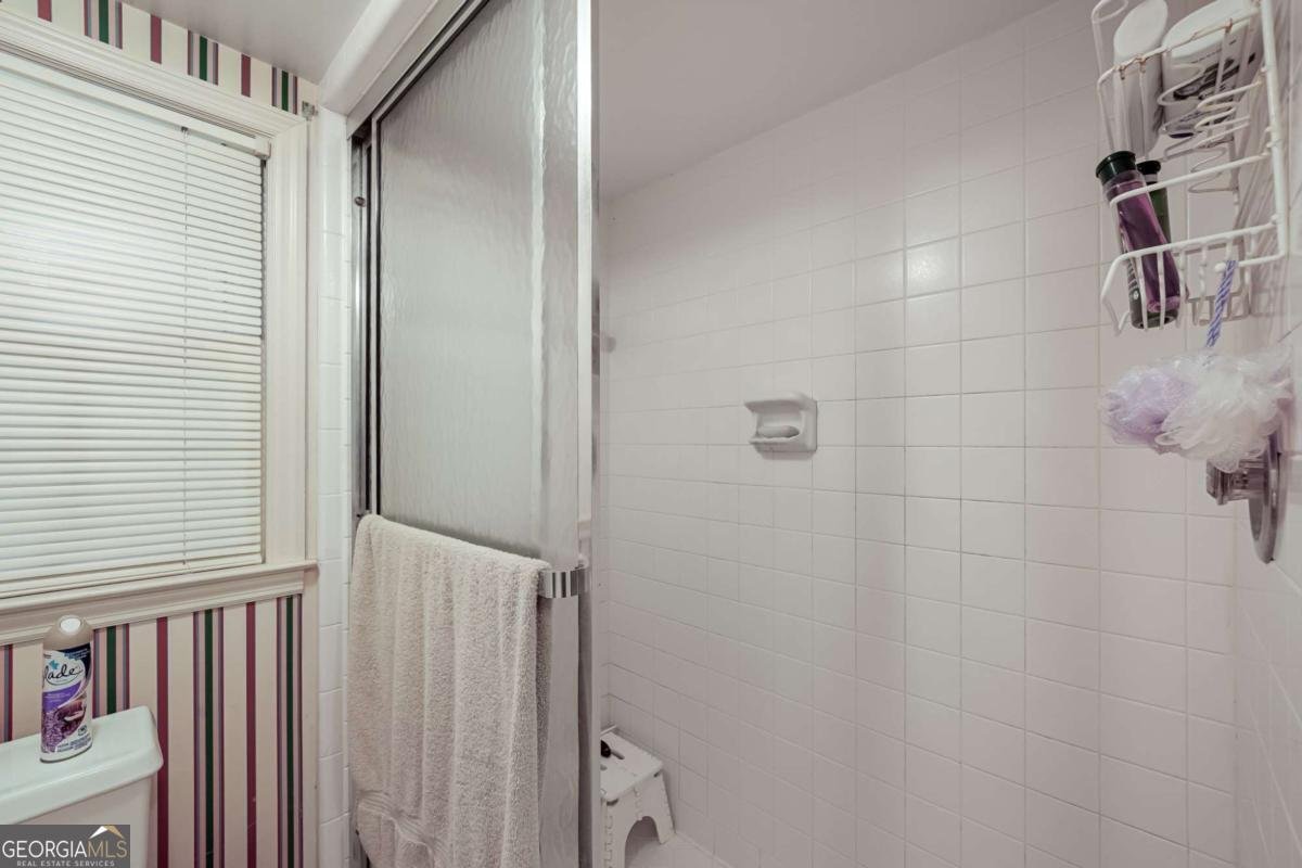 5271 Vernon Lake Drive Atlanta - 25