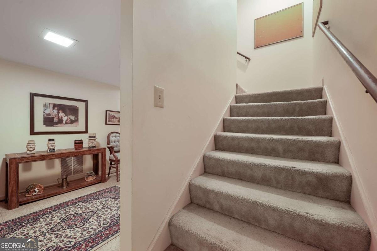 5271 Vernon Lake Drive Atlanta - 31