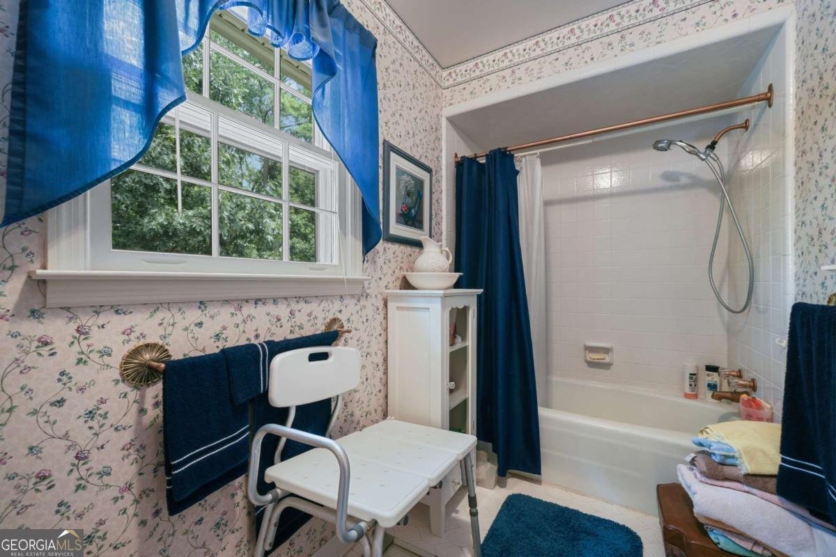 5271 Vernon Lake Drive Atlanta - 9