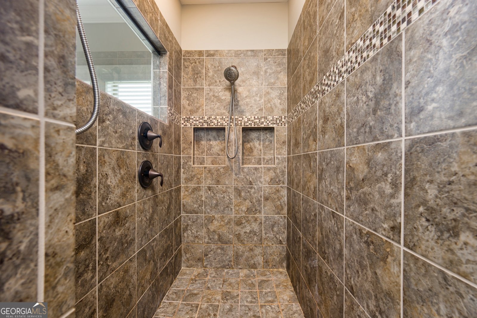 5750 Jockey Walk Suwanee - 36