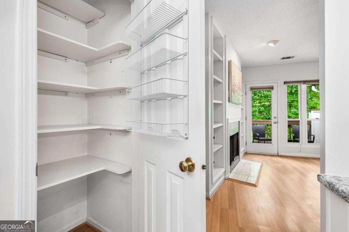 490 Sherman Way Decatur - 15