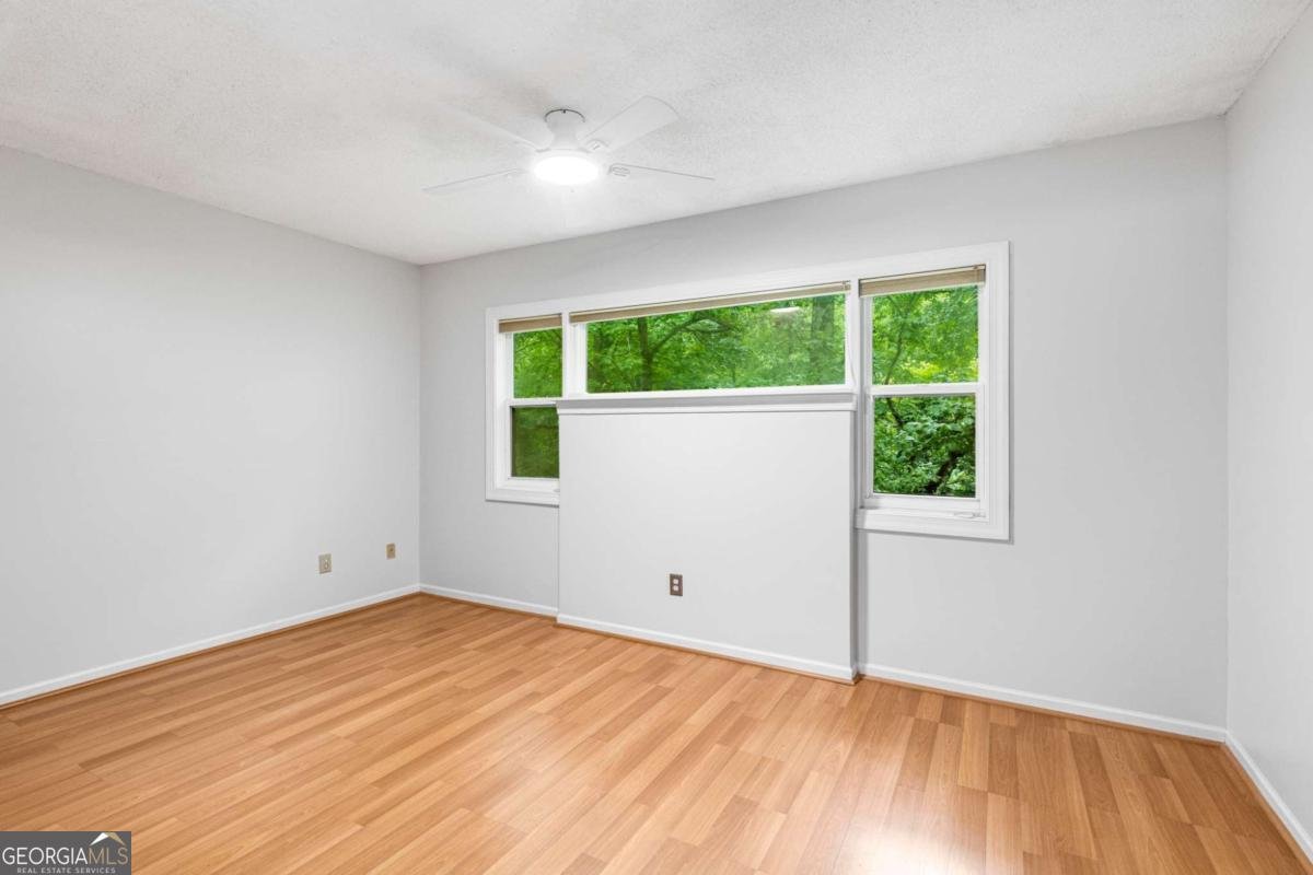 490 Sherman Way Decatur - 24